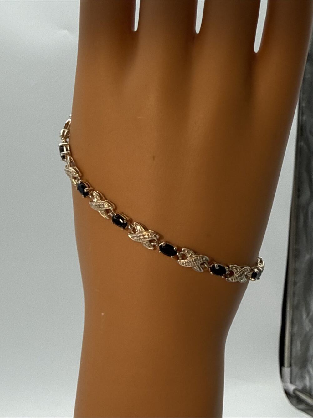 Vintage 925 Sterling Silver Genuine Sapphire Diamond Cut XO Tennis Bracelet 7.5”